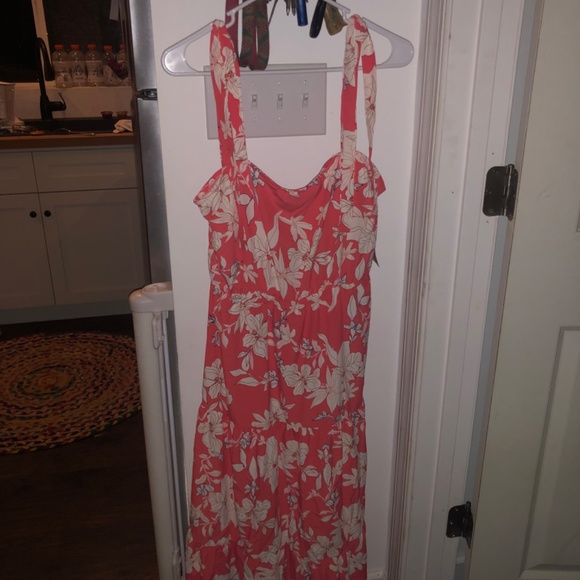 Size Large Maxi Dress Bundle - Picture 2 of 9